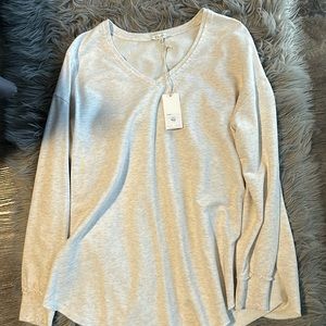 White/cream Z supply tee